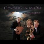 Chasing the Moon - Nuages