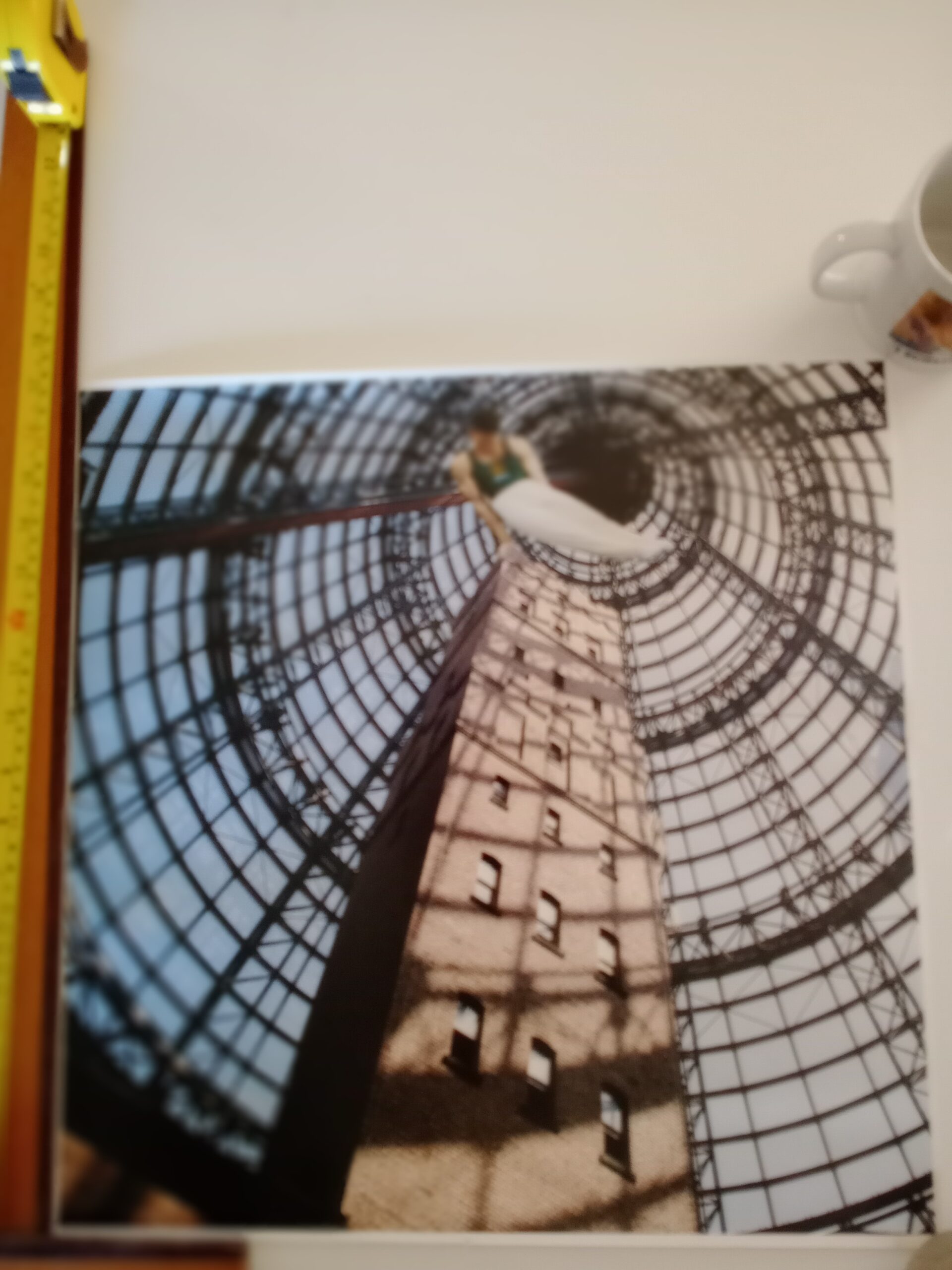 Poster Sports Towering performance!, Australian Sports Calendar 1995 - Large Photograph (43cm)